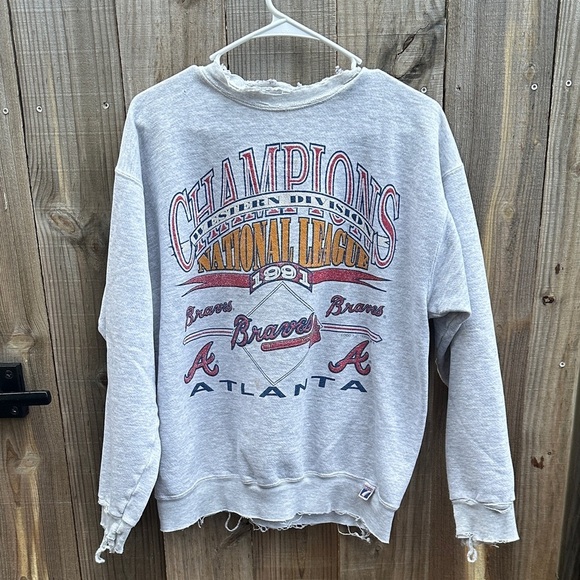 LOGO 7 Other - Vintage 90s LOGO 7 Gray Atlanta Braves Crewneck Sweater Size Large